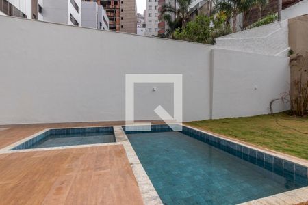 Apartamento à venda com 66m², 2 quartos e 2 vagas Apartamento à venda com 66m², 2 quartos e 2 vagasÁrea comum - Piscina