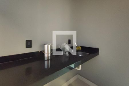 Casa à venda com 160m², 3 quartos e 2 vagasÁrea de Serviço