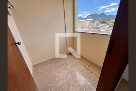 Casa à venda com 88m², 3 quartos e 1 vaga Casa à venda com 88m², 3 quartos e 1 vagaVaranda Suite 01