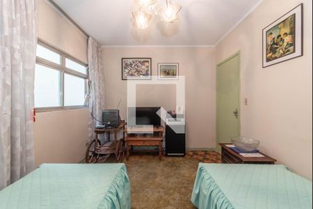 Casa à venda com 218m², 4 quartos e 3 vagas Casa à venda com 218m², 4 quartos e 3 vagasQuarto 1