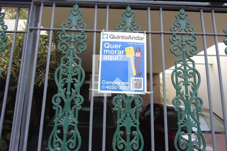 Casa à venda com 218m², 4 quartos e 3 vagasPlaquinha