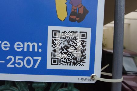 Casa à venda com 218m², 4 quartos e 3 vagasLHSW-1945