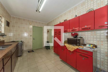 Casa à venda com 218m², 4 quartos e 3 vagas Casa à venda com 218m², 4 quartos e 3 vagasCozinha
