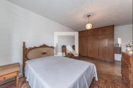 Casa à venda com 218m², 4 quartos e 3 vagas Casa à venda com 218m², 4 quartos e 3 vagasSuíte 3