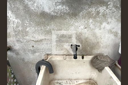 Casa à venda com 80m², 3 quartos e 1 vaga Casa à venda com 80m², 3 quartos e 1 vagaÁrea de Serviço