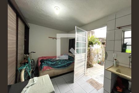 Casa à venda com 80m², 3 quartos e 1 vaga Casa à venda com 80m², 3 quartos e 1 vagaEdícula