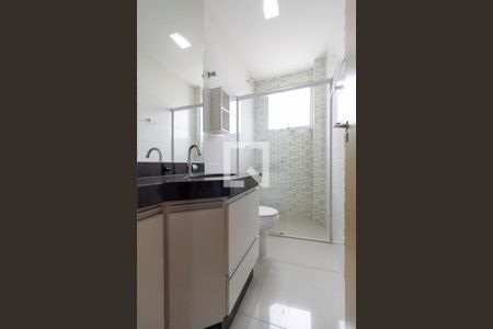 Apartamento à venda com 85m², 3 quartos e 2 vagasBanheiro social