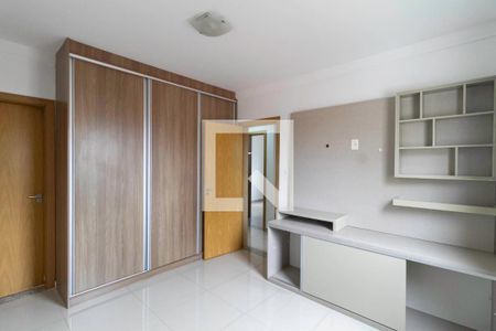 Apartamento à venda com 85m², 3 quartos e 2 vagasSuíte