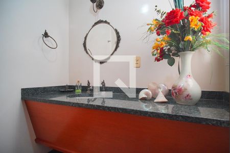 Apartamento à venda com 221m², 4 quartos e 3 vagas Apartamento à venda com 221m², 4 quartos e 3 vagasLavabo