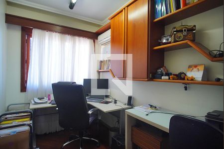 Apartamento à venda com 221m², 4 quartos e 3 vagas Apartamento à venda com 221m², 4 quartos e 3 vagasQuarto 2