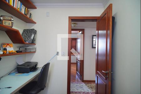 Apartamento à venda com 221m², 4 quartos e 3 vagas Apartamento à venda com 221m², 4 quartos e 3 vagasQuarto 2