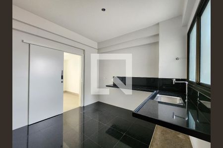 Apartamento à venda com 135m², 4 quartos e 3 vagas Apartamento à venda com 135m², 4 quartos e 3 vagasCozinha