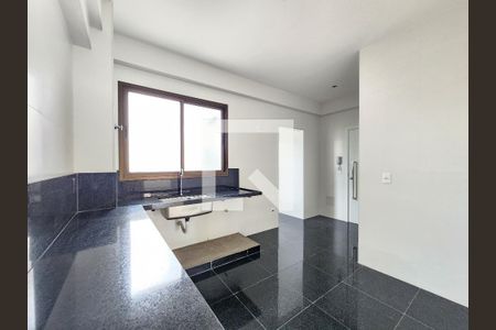 Apartamento à venda com 135m², 4 quartos e 3 vagas Apartamento à venda com 135m², 4 quartos e 3 vagasCozinha