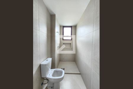 Apartamento à venda com 135m², 4 quartos e 3 vagas Apartamento à venda com 135m², 4 quartos e 3 vagasSemi Suite