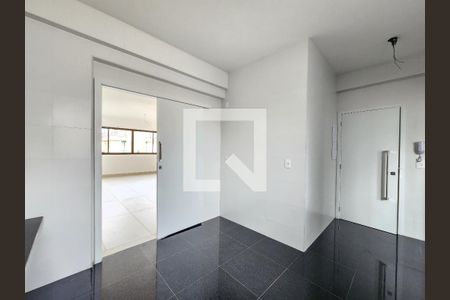 Apartamento à venda com 135m², 4 quartos e 3 vagas Apartamento à venda com 135m², 4 quartos e 3 vagasCozinha