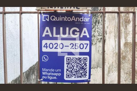 Casa para alugar com 70m², 2 quartos e sem vaga Casa para alugar com 70m², 2 quartos e sem vagaFachada e placa