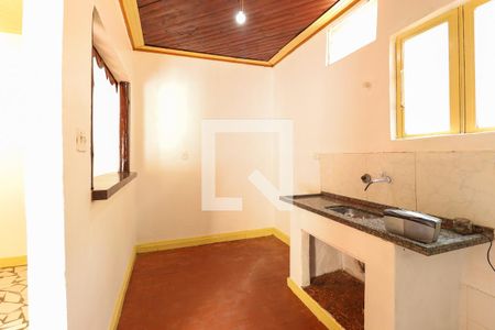 Casa para alugar com 70m², 2 quartos e sem vaga Casa para alugar com 70m², 2 quartos e sem vagaCozinha