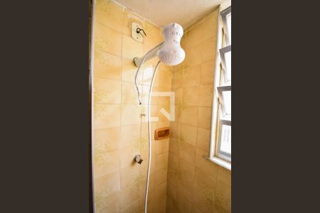 Apartamento à venda com 70m², 2 quartos e 1 vaga Apartamento à venda com 70m², 2 quartos e 1 vagaBanheiro