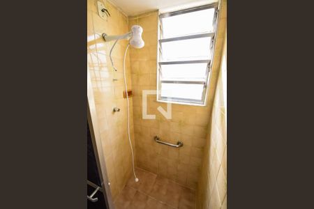 Apartamento à venda com 70m², 2 quartos e 1 vaga Apartamento à venda com 70m², 2 quartos e 1 vagaBanheiro