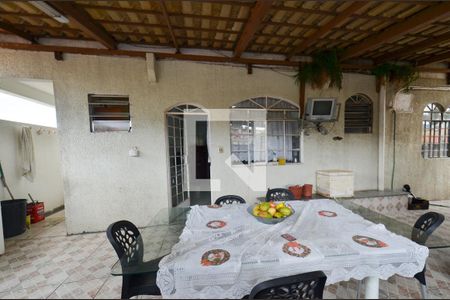 Casa à venda com 340m², 6 quartos e 10 vagas Casa à venda com 340m², 6 quartos e 10 vagasArea serviço casa2