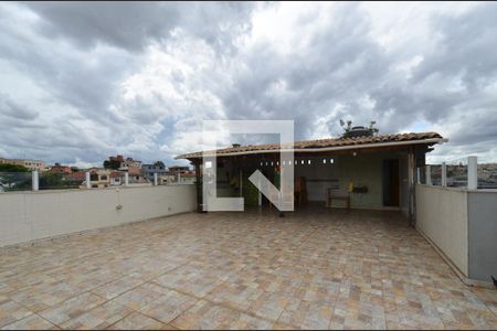 Casa à venda com 340m², 6 quartos e 10 vagas Casa à venda com 340m², 6 quartos e 10 vagasCobertura