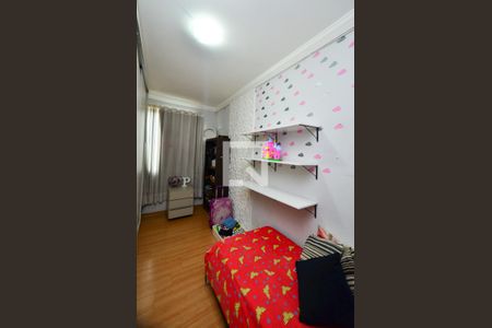 Casa à venda com 340m², 6 quartos e 10 vagas Casa à venda com 340m², 6 quartos e 10 vagasQuarto3