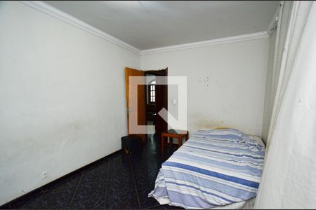 Casa à venda com 340m², 6 quartos e 10 vagas Casa à venda com 340m², 6 quartos e 10 vagasQuarto casa2