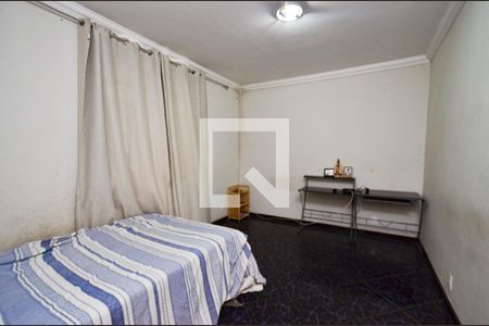 Casa à venda com 340m², 6 quartos e 10 vagas Casa à venda com 340m², 6 quartos e 10 vagasQuarto casa2