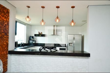 Casa à venda com 340m², 6 quartos e 10 vagas Casa à venda com 340m², 6 quartos e 10 vagasCozinha casa1