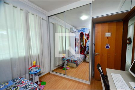 Casa à venda com 340m², 6 quartos e 10 vagas Casa à venda com 340m², 6 quartos e 10 vagasQuarto2