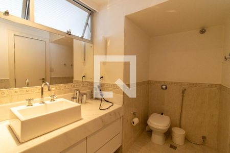 Apartamento à venda com 151m², 2 quartos e 1 vaga Apartamento à venda com 151m², 2 quartos e 1 vagaBanheiro