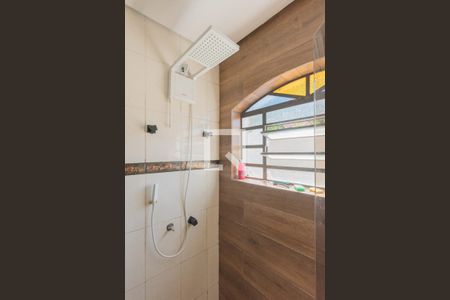 Casa para alugar com 313m², 3 quartos e 3 vagas Casa para alugar com 313m², 3 quartos e 3 vagasBanheiro