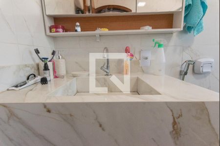 Casa para alugar com 313m², 3 quartos e 3 vagas Casa para alugar com 313m², 3 quartos e 3 vagasBanheiro da Suíte