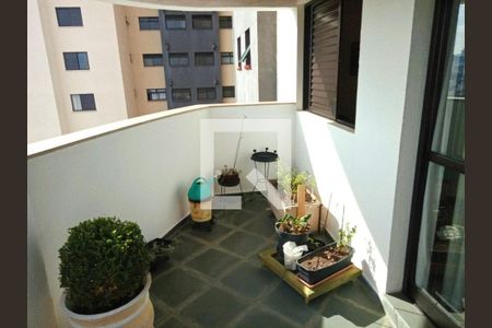 Apartamento à venda com 130m², 3 quartos e 2 vagas