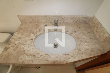 Casa à venda com 90m², 2 quartos e 3 vagasBanheiro 1