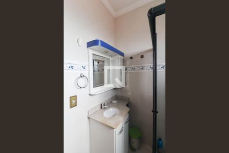 Casa à venda com 234m², 4 quartos e 4 vagas Casa à venda com 234m², 4 quartos e 4 vagasBanheiro