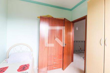 Casa à venda com 234m², 4 quartos e 4 vagas Casa à venda com 234m², 4 quartos e 4 vagasQuarto