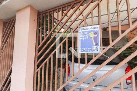 Casa à venda com 234m², 4 quartos e 4 vagas Casa à venda com 234m², 4 quartos e 4 vagasFachada