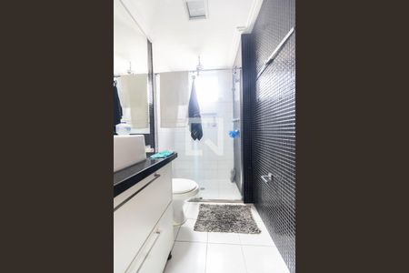 Apartamento à venda com 140m², 3 quartos e 2 vagas Apartamento à venda com 140m², 3 quartos e 2 vagasSuíte