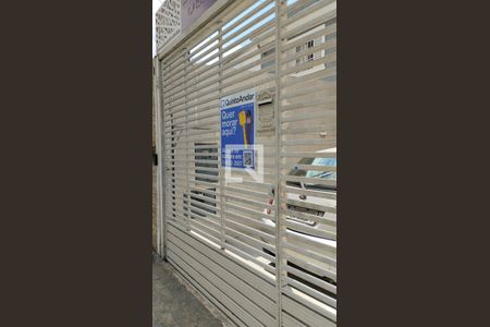 Casa à venda com 143m², 3 quartos e 2 vagas Casa à venda com 143m², 3 quartos e 2 vagasPlaquinha
