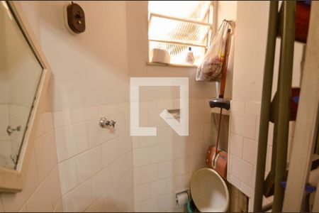Apartamento à venda com 86m², 4 quartos e sem vaga Apartamento à venda com 86m², 4 quartos e sem vagaBanheiro de serviço