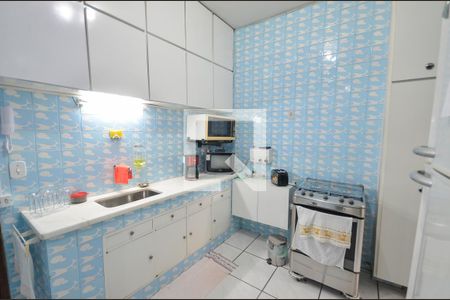 Apartamento à venda com 86m², 4 quartos e sem vaga Apartamento à venda com 86m², 4 quartos e sem vagaCozinha