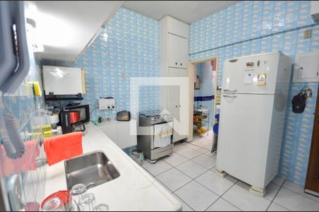 Apartamento à venda com 86m², 4 quartos e sem vaga Apartamento à venda com 86m², 4 quartos e sem vagaCozinha