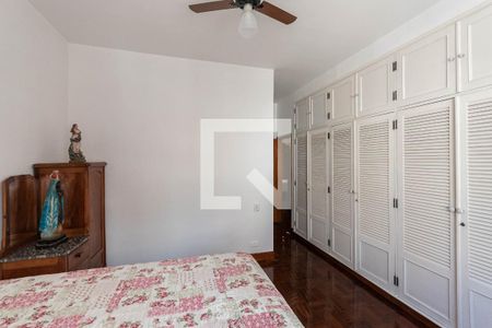 Casa à venda com 250m², 4 quartos e 2 vagasSuíte 1