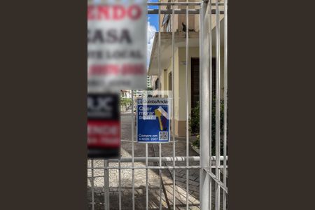 Casa à venda com 250m², 4 quartos e 2 vagasPlaquinha