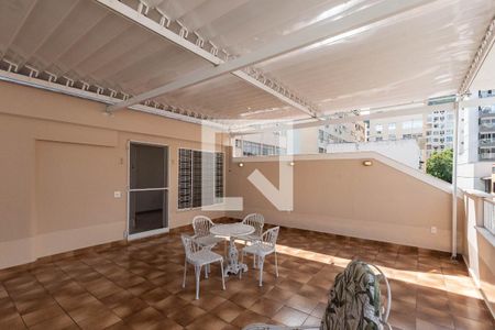 Casa à venda com 250m², 4 quartos e 2 vagasVaranda gourmet