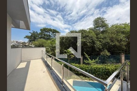 Casa de condomínio à venda com 350m², 3 quartos e 4 vagas Casa de condomínio à venda com 350m², 3 quartos e 4 vagasFoto 30