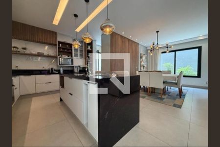 Casa de condomínio à venda com 350m², 3 quartos e 4 vagas Casa de condomínio à venda com 350m², 3 quartos e 4 vagasFoto 14