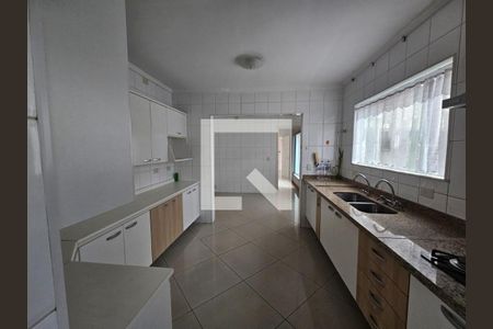 Casa à venda com 120m², 3 quartos e 2 vagas Casa à venda com 120m², 3 quartos e 2 vagasFoto 32