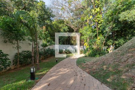 Apartamento à venda com 96m², 3 quartos e 2 vagas Apartamento à venda com 96m², 3 quartos e 2 vagasÁrea comum - Pista de caminhada